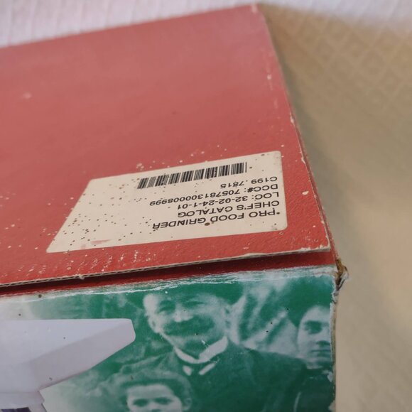 VillaWare Classic Italian Pro Food Grinder 5265-05 UNUSED in Box - Picture 3 of 8